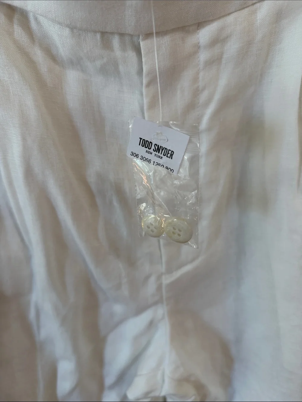 Todd Snyder White Linen Chinos with Side Tabs Sz 36/32.  New. Box46